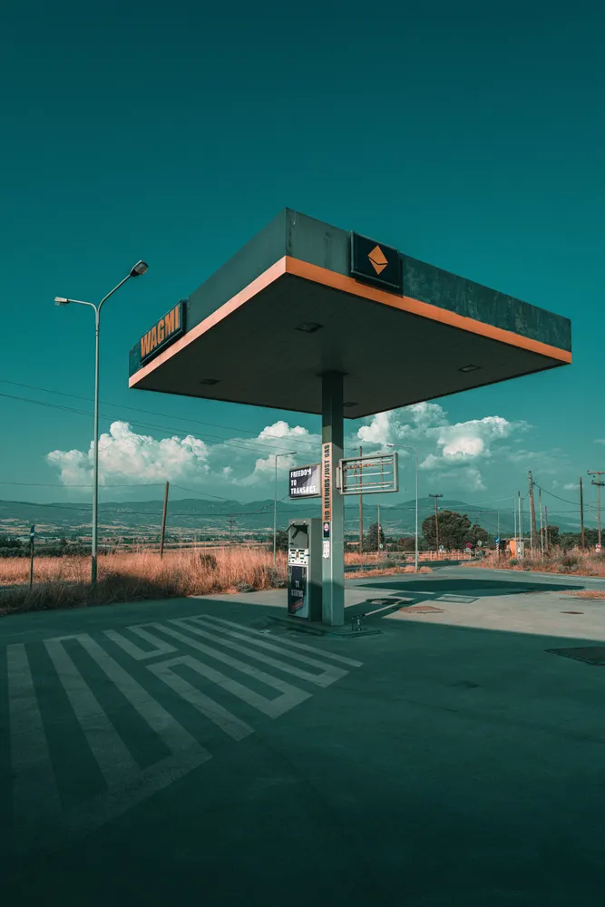 6529